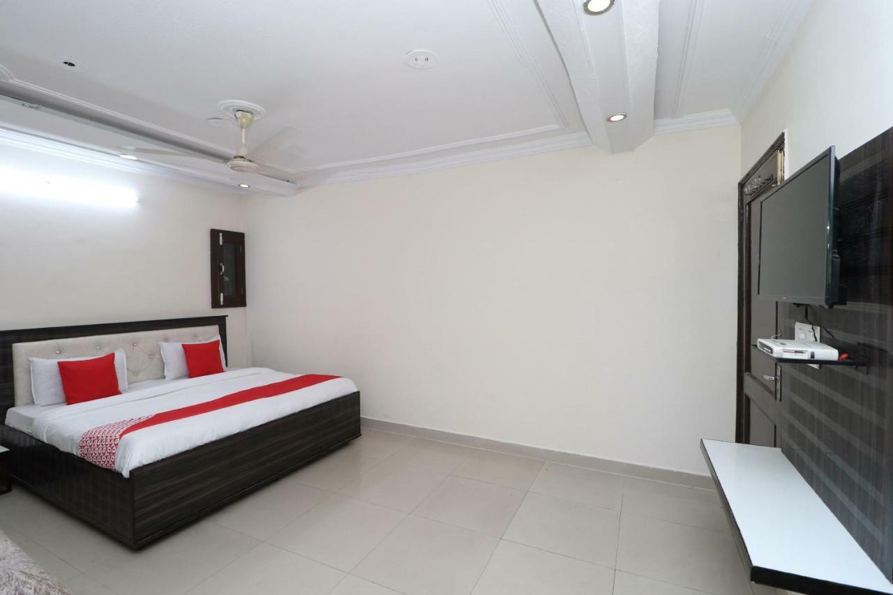 Oyo 37721 Hotel Kings Pathankot Exterior photo